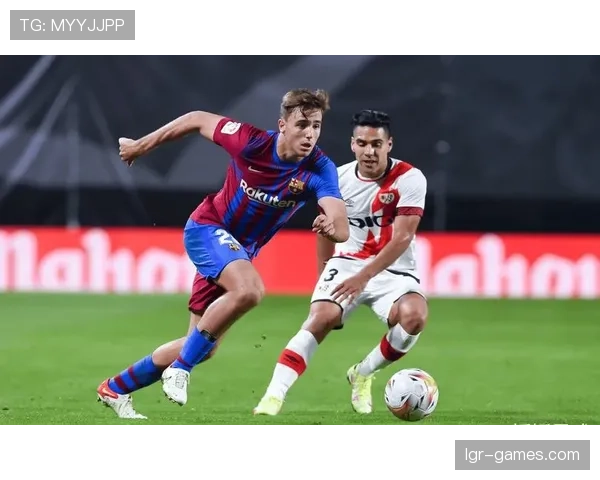 奥萨苏纳防线稳固迎新赛季，防守核心领衔状态回暖