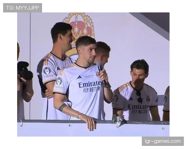 巴尔韦德欧冠决赛远射建功，助球队强势夺冠