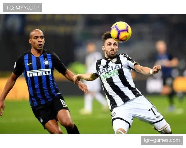 尤文图斯定位球战术再创新高,精妙配合点燃夺冠希望 尤文图斯定位球战术再创新高,精妙配合点燃夺冠希望