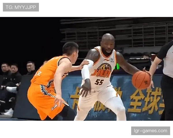 贝西克塔斯防线坚如磐石，助球队豪取连胜创纪录