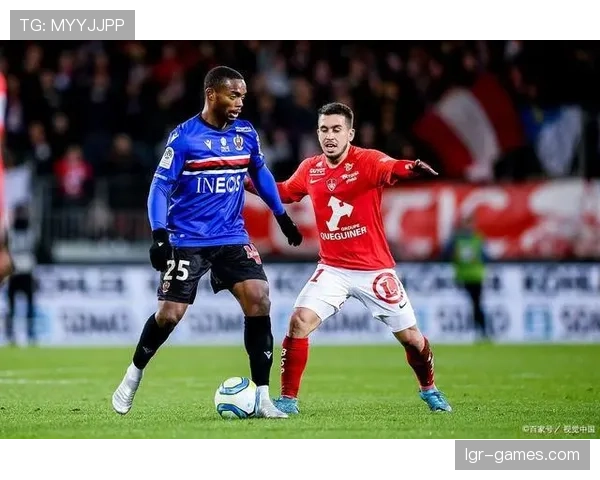 布雷斯特中场控制力持续提升，攻防转换表现稳健